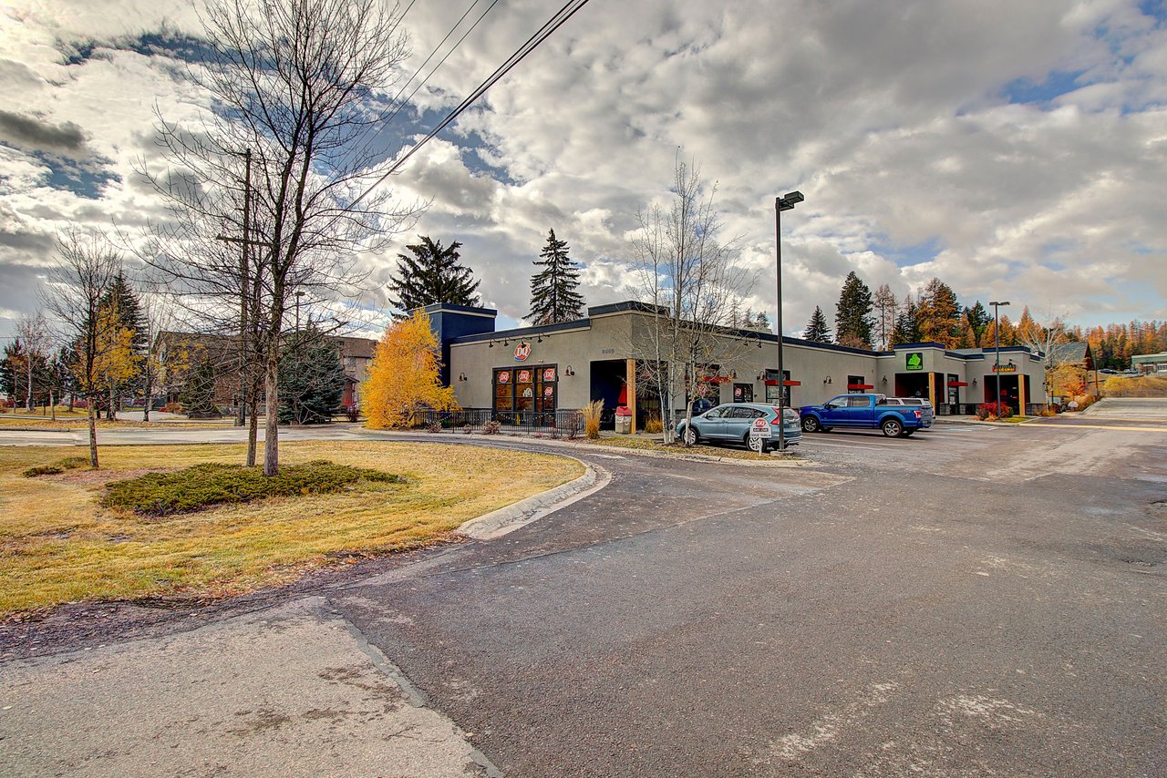 Retail Center