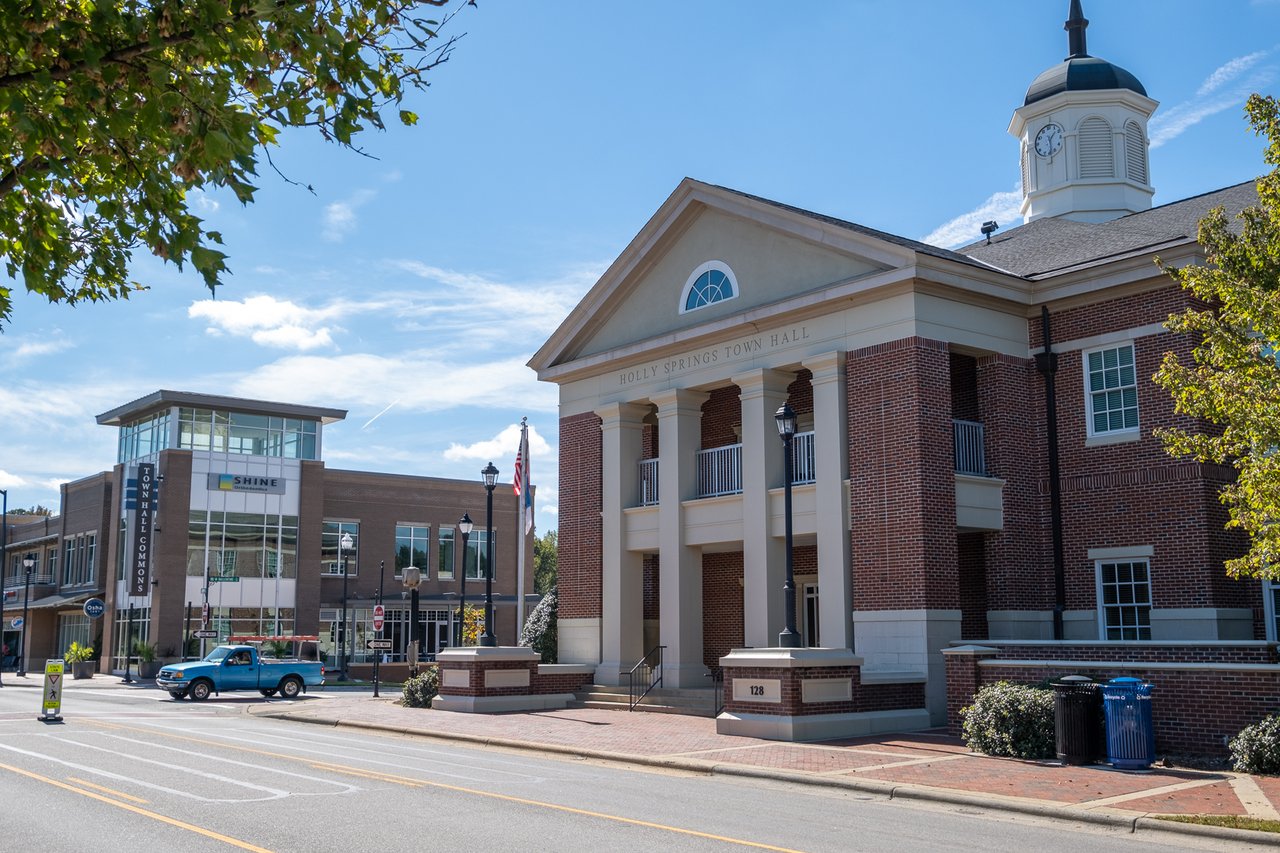Holly Springs