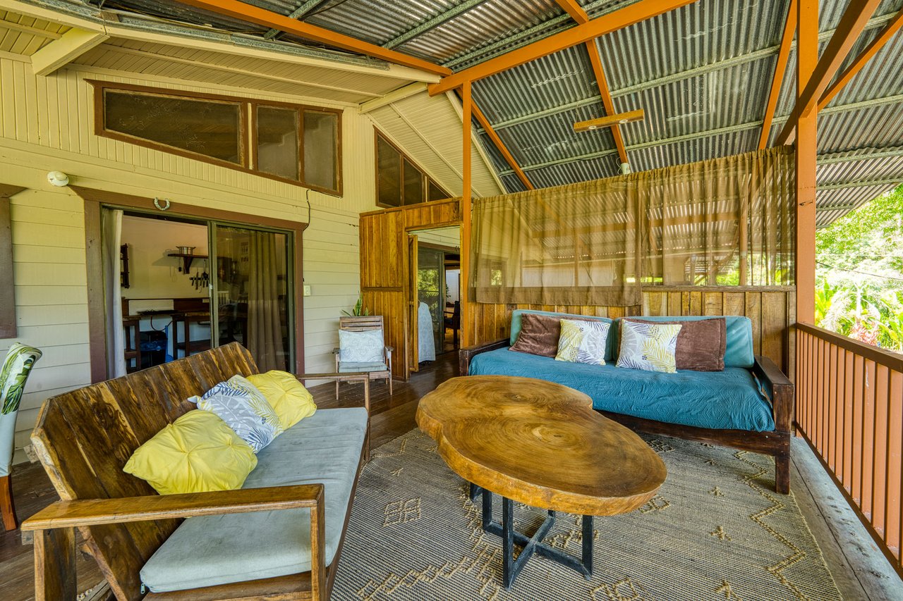 DOMINICAL HOTEL OR RETREAT WITH 11 RENTALS PLUS OWNER’S HOME