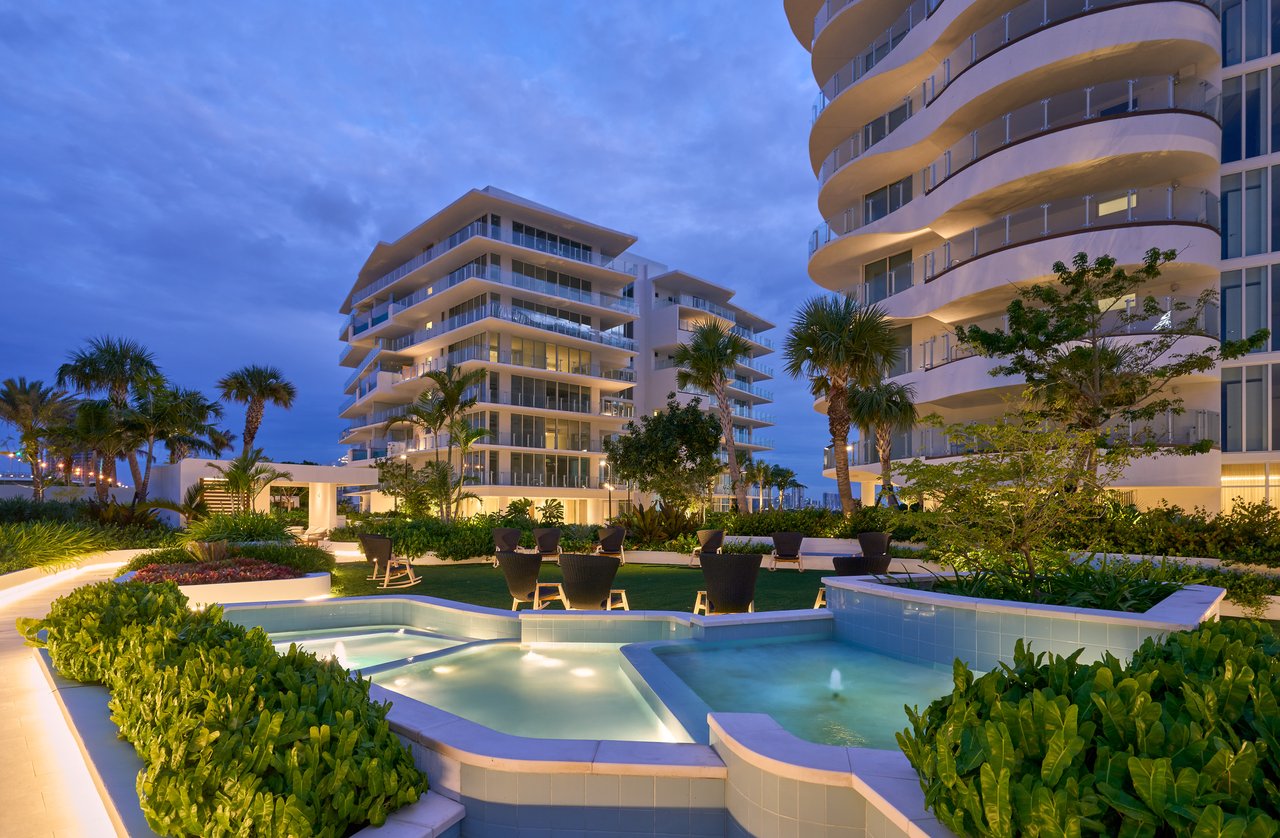 Pier Sixty-Six Residences