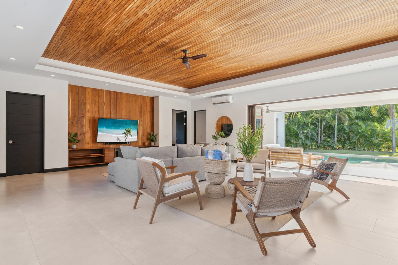 The Tides | A Luxury Coastal Retreat in Hacienda Pinilla