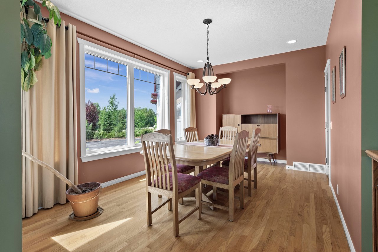 107 North Valley Bay