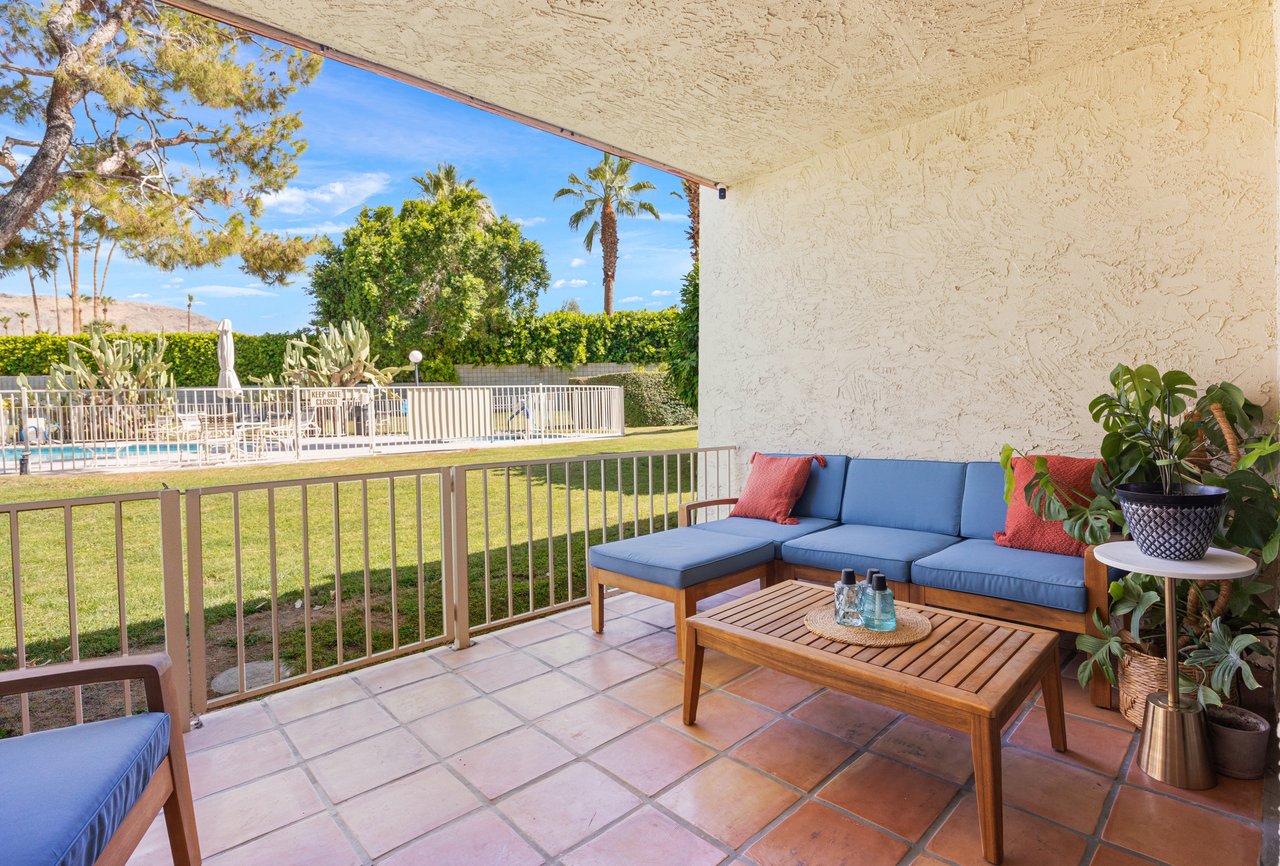 1041 S La Verne Way