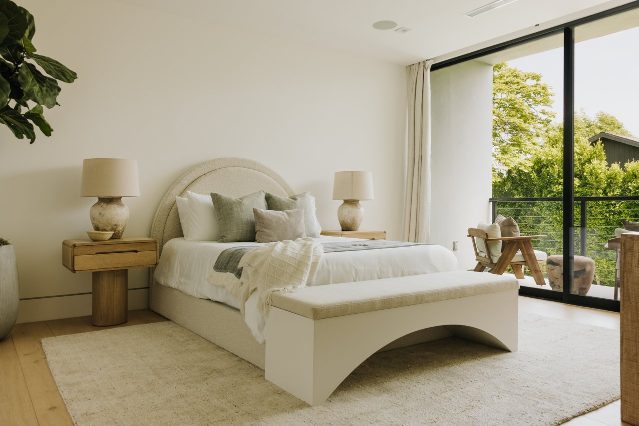 260 S Canyon View Dr