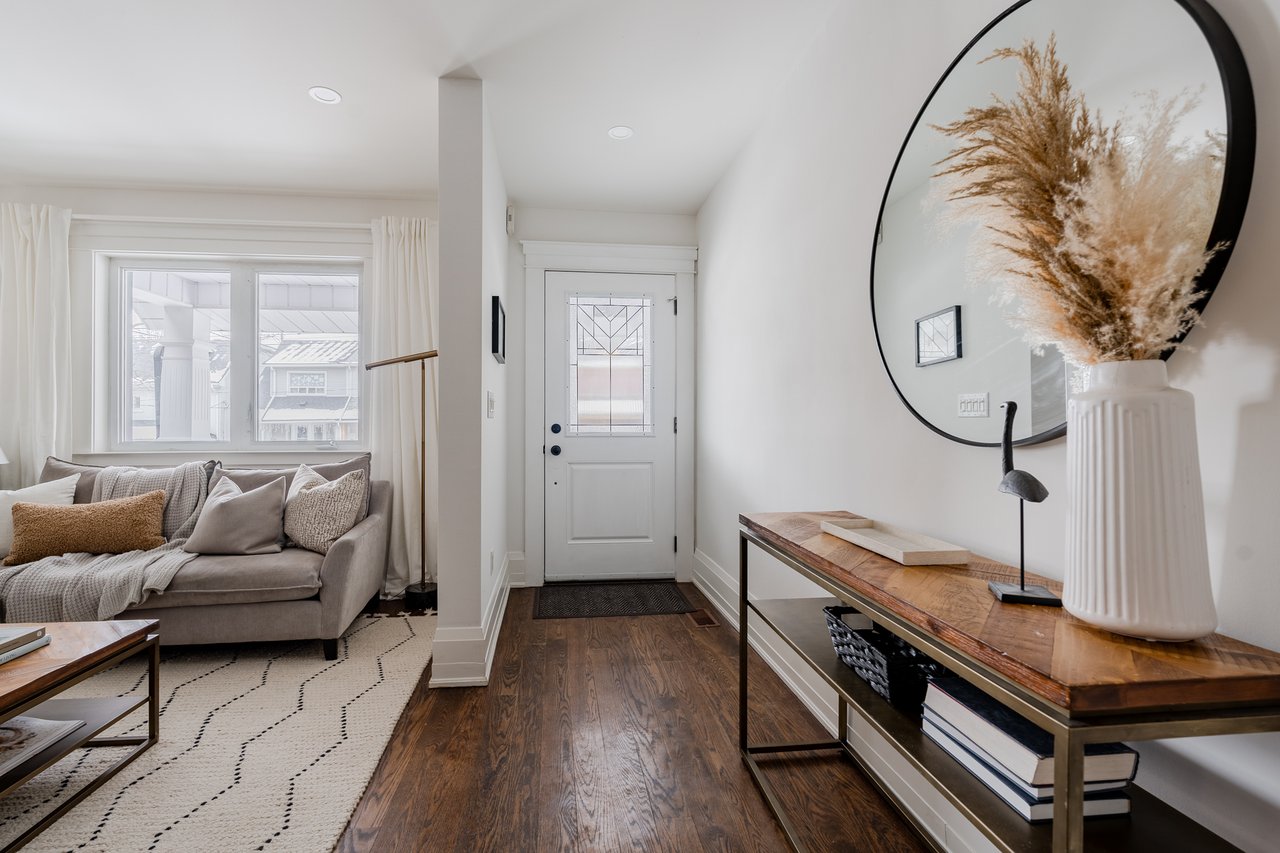 35 Kingsmount Park Rd