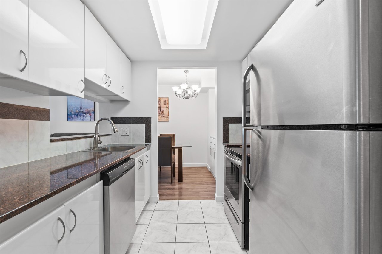 1050 Burrard St, #1807