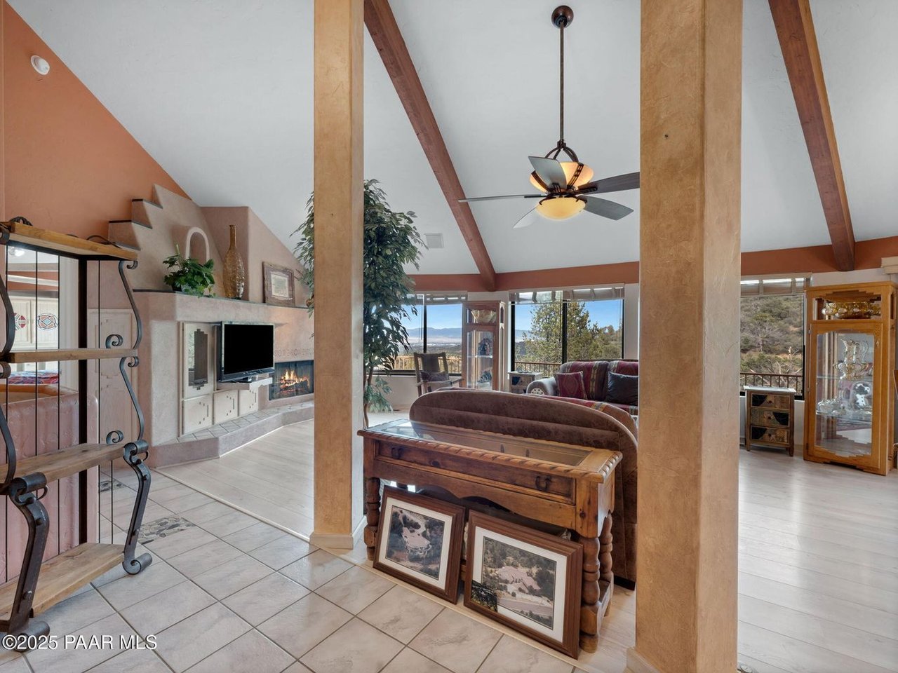 3160 Rainbow Ridge Dr