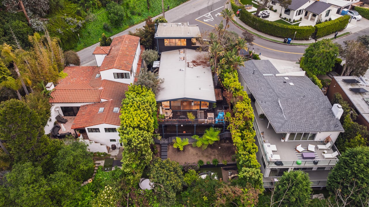 295 Mabery Rd, Santa Monica