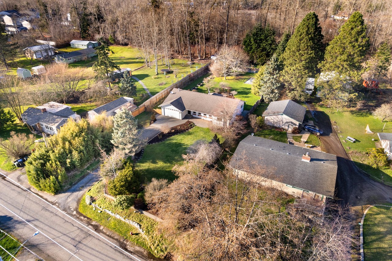  Dreamy Rambler on Over Half an Acre