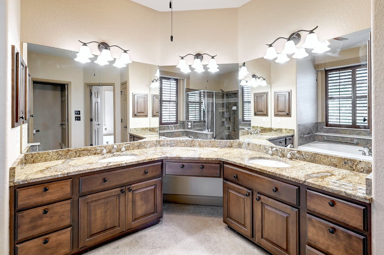 7217 Lapin Cv, Austin, Texas 78739