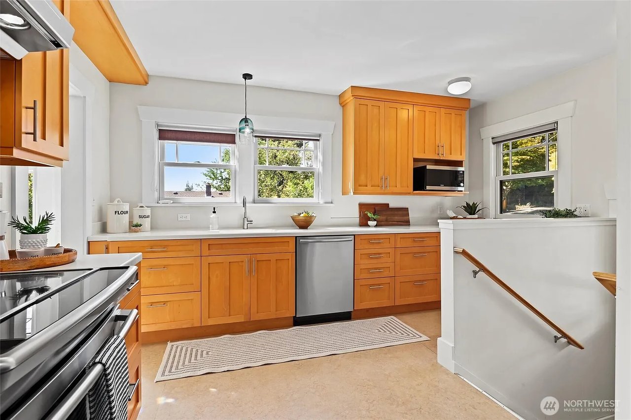 3901 Bagley Avenue N