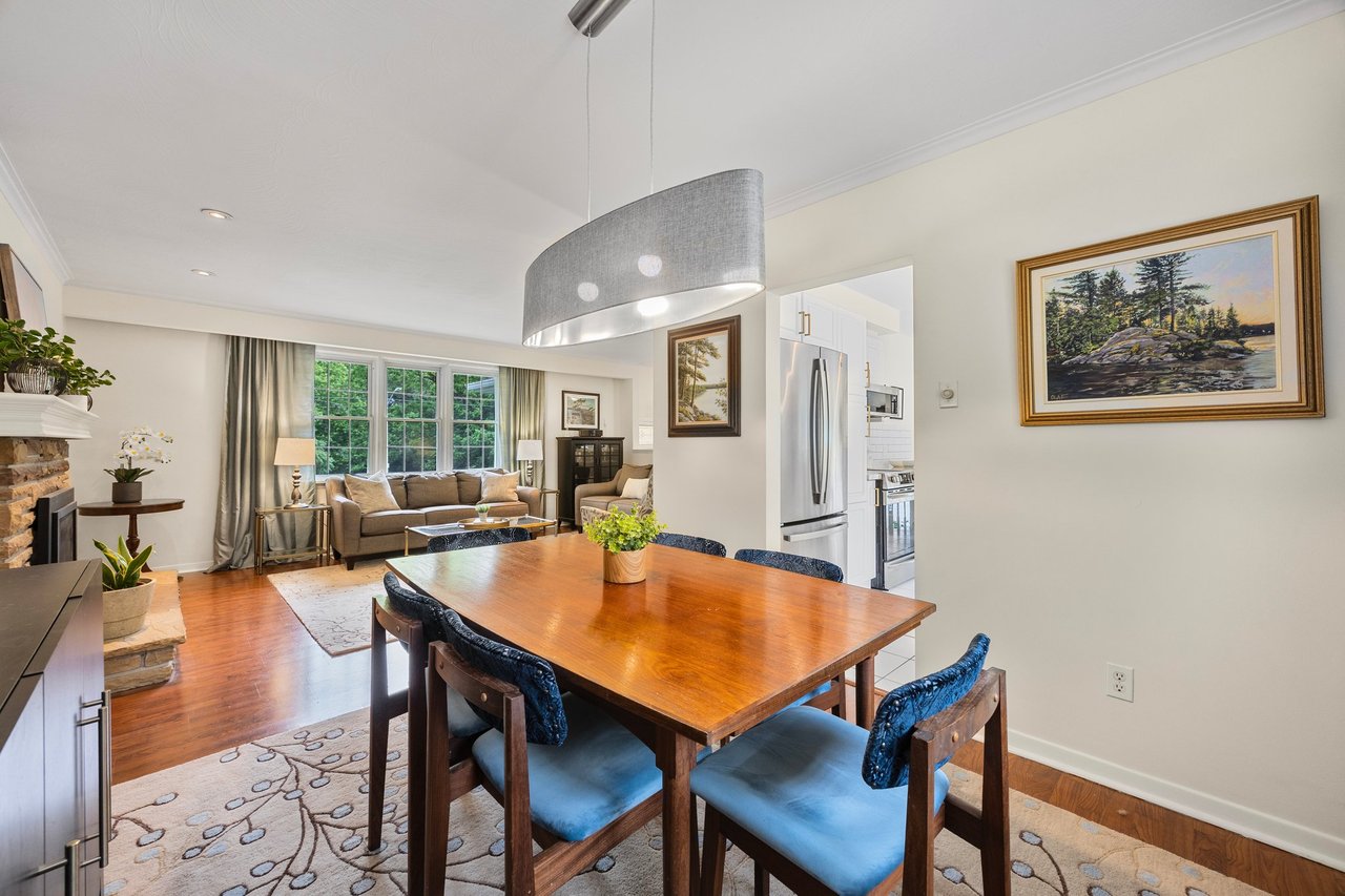 210 Richard Avenue, Newmarket
