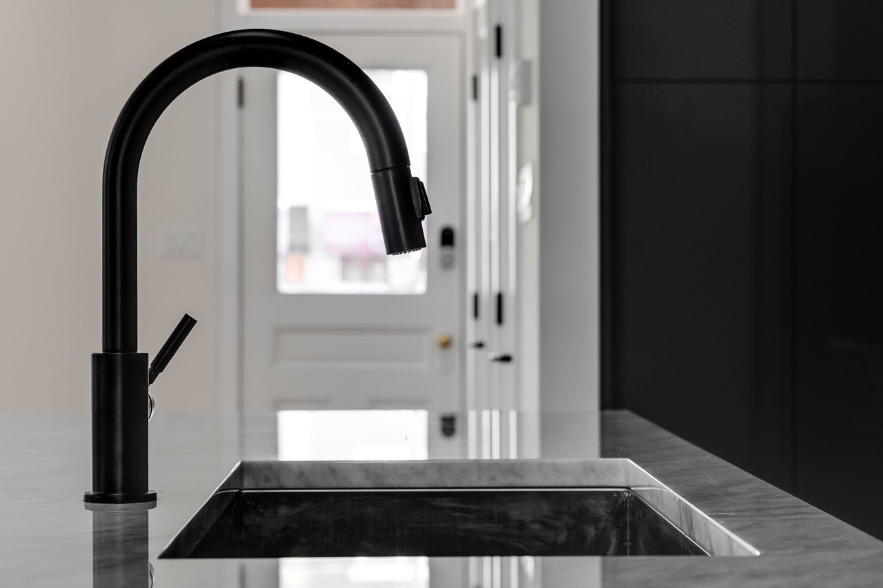 4 N Robinson (Fan House)