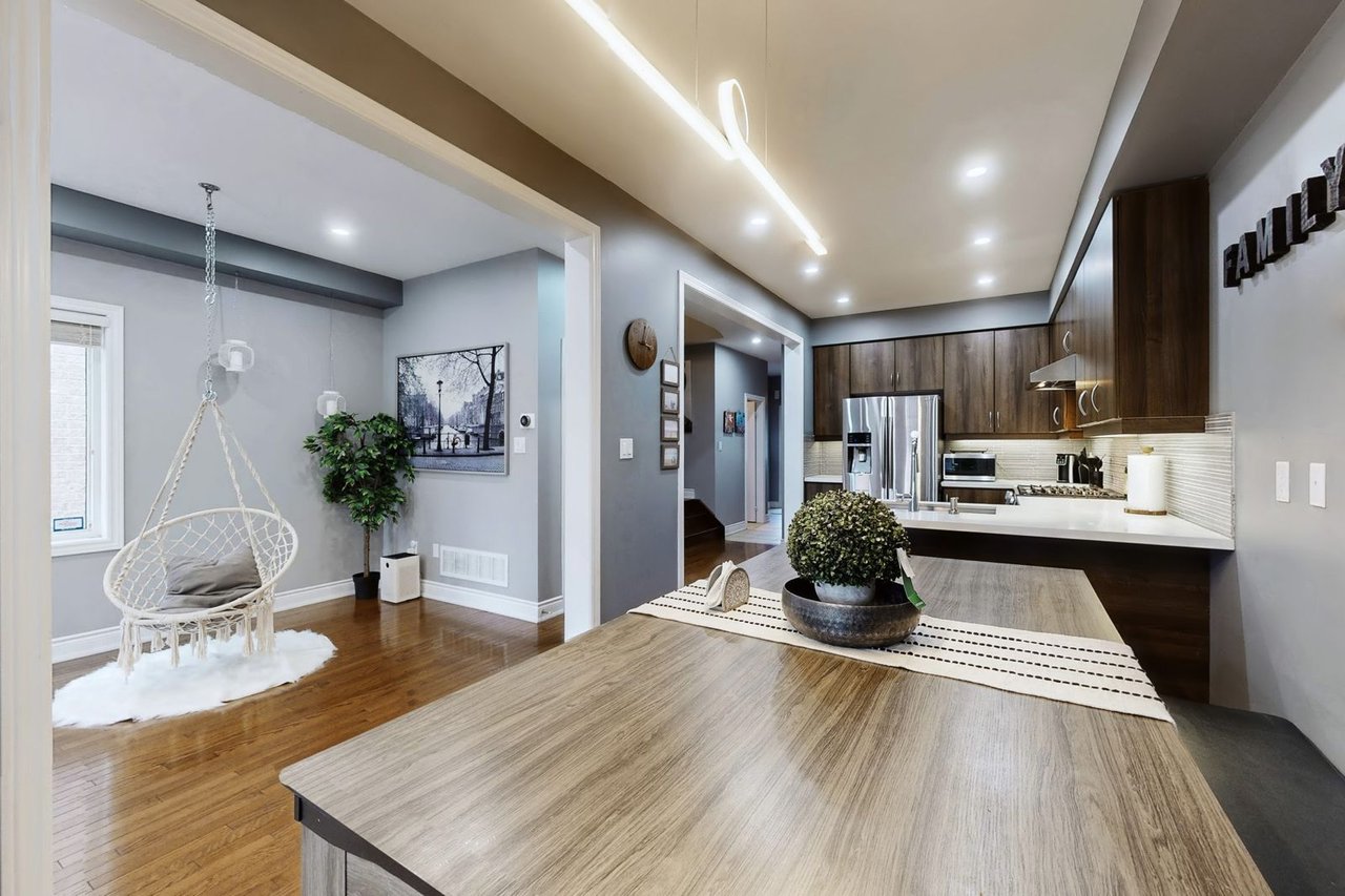 727 Vellore Park Avenue