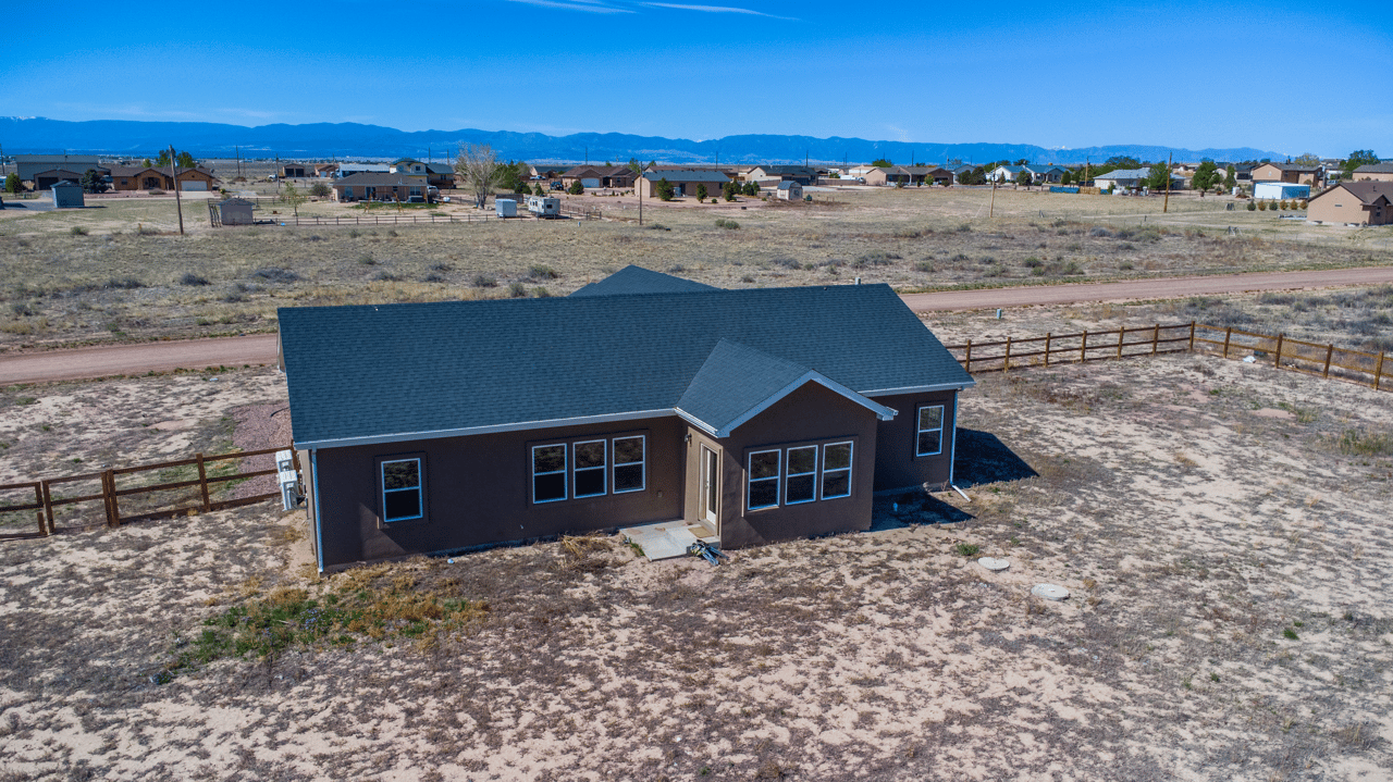 667 E Vermillion Dr