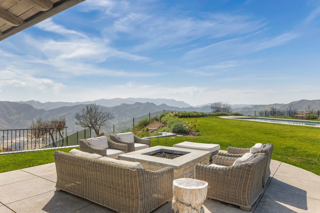 16875 Calle De Sarah