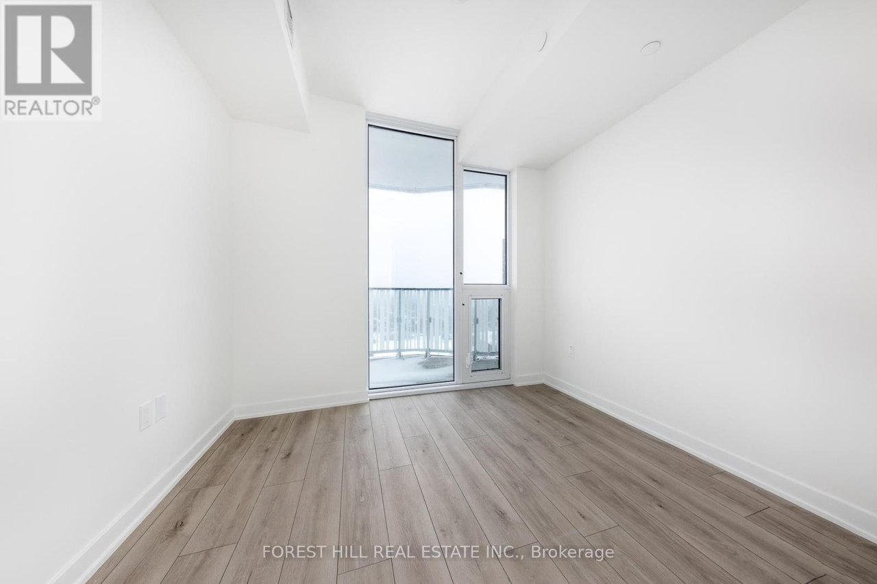 1 Fairview Rd E, #1804