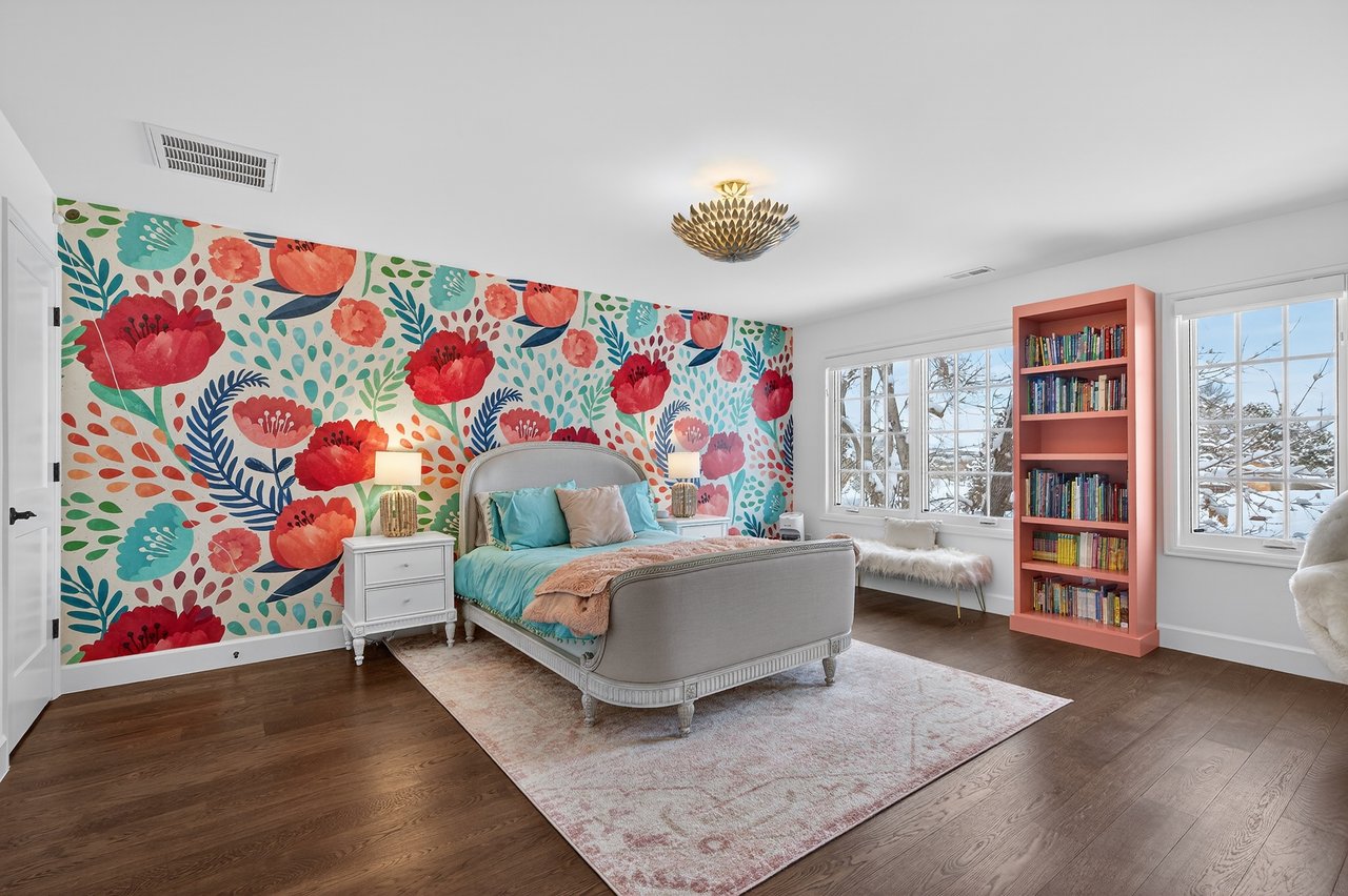 Stunning Home On The Rolling Hills Golf Course