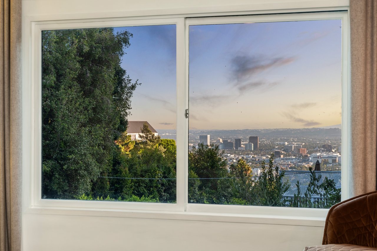 1512 Sunset Plaza Dr, Sunset Strip