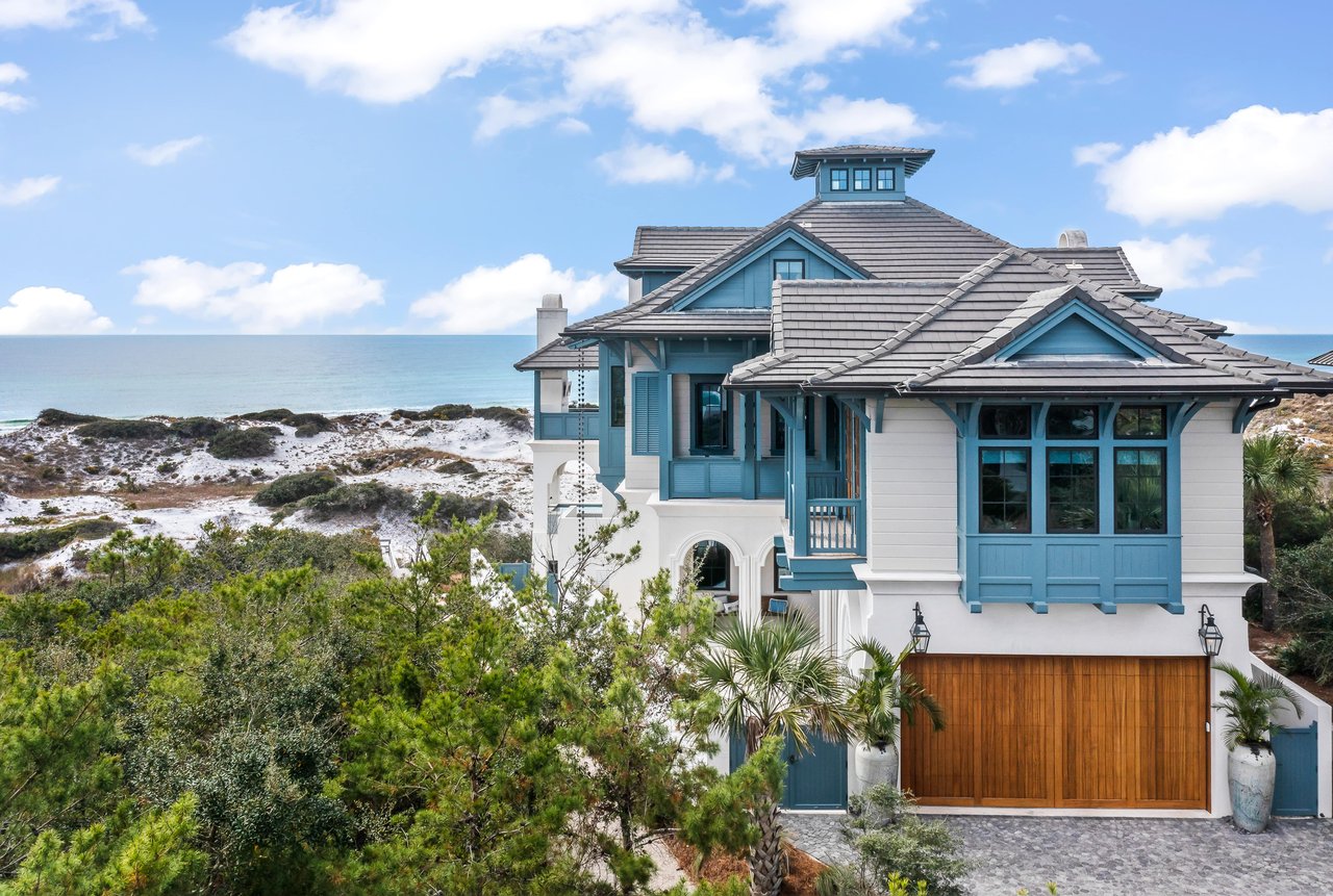 243 W Bermuda Dr