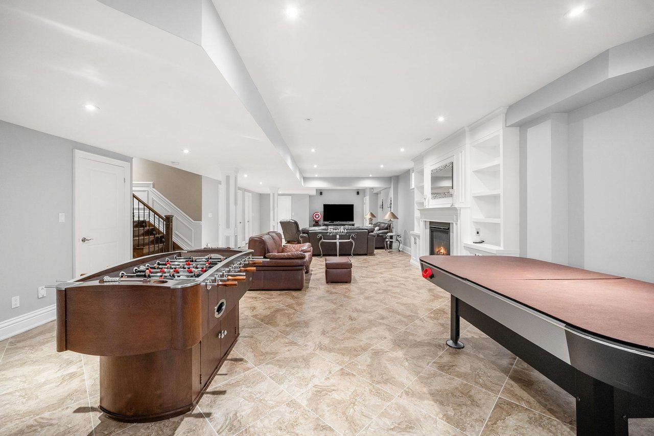 178 Grandvista Crescent