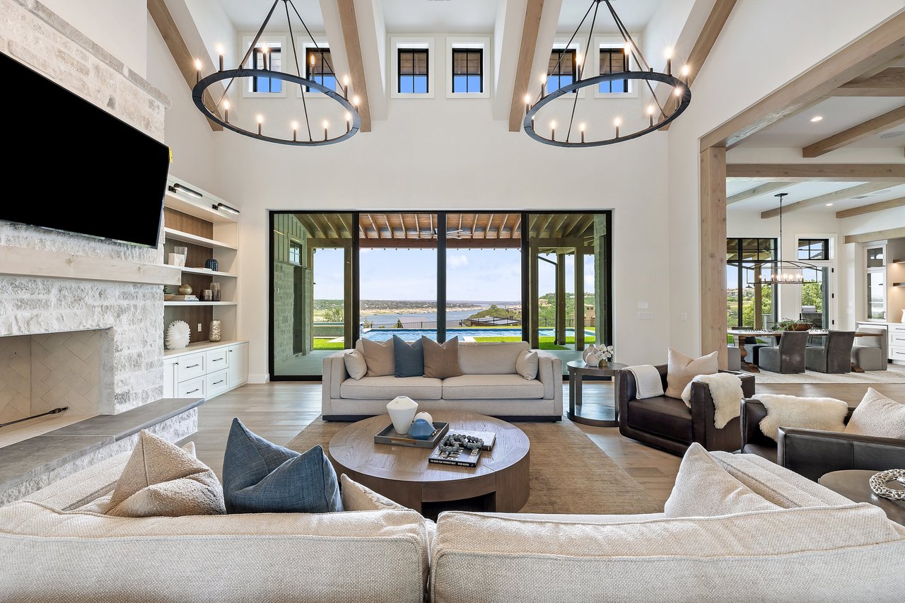 The Jewel of Lake Travis