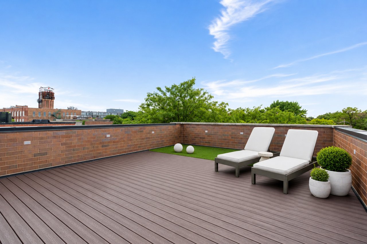 2455 N Racine Unit 3 
