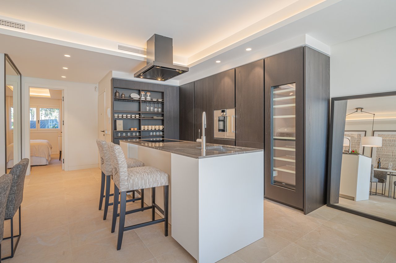 Private Residence at Marina de Puente Romano – Marbella, Spain