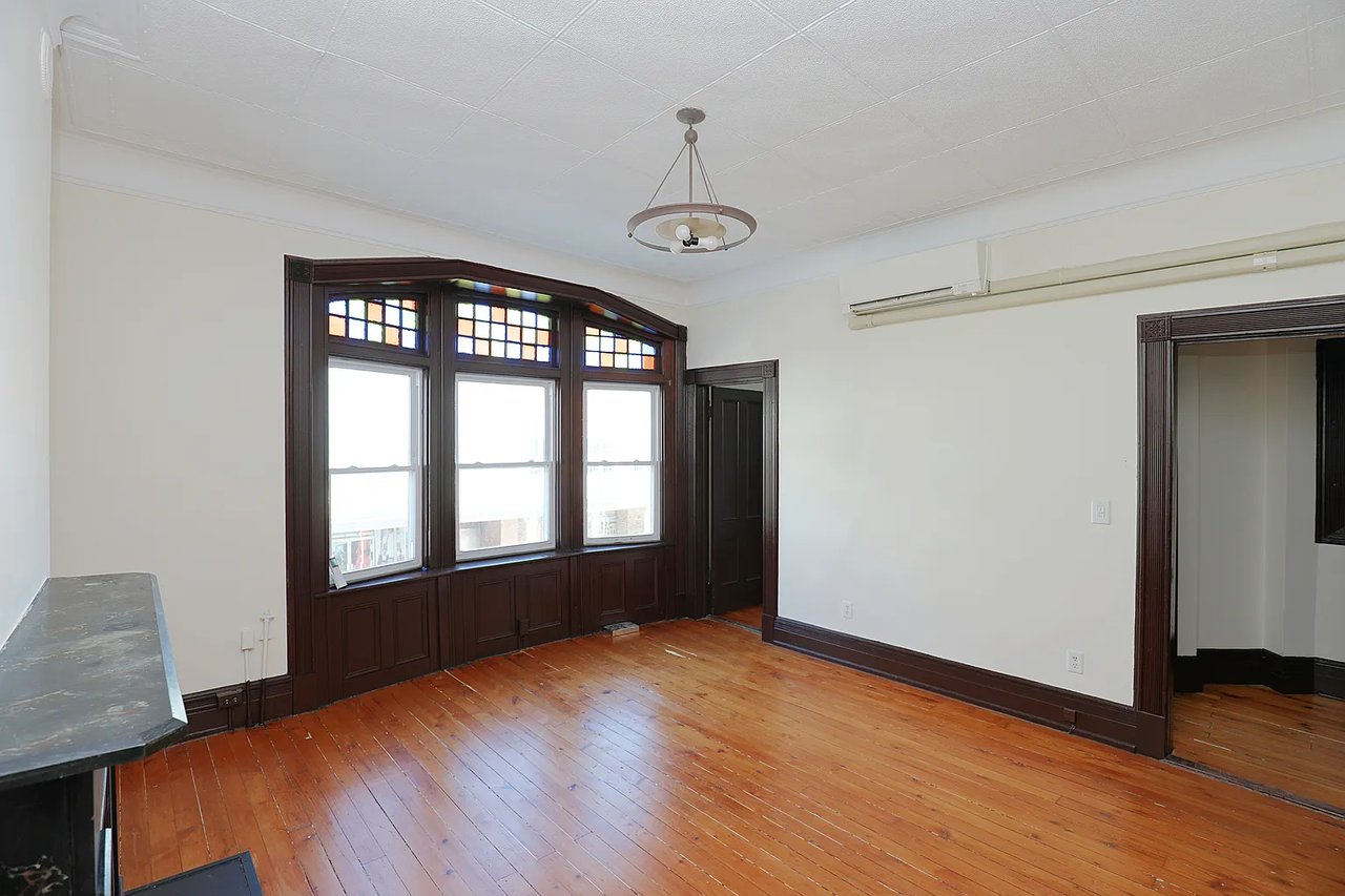 312 Wall St