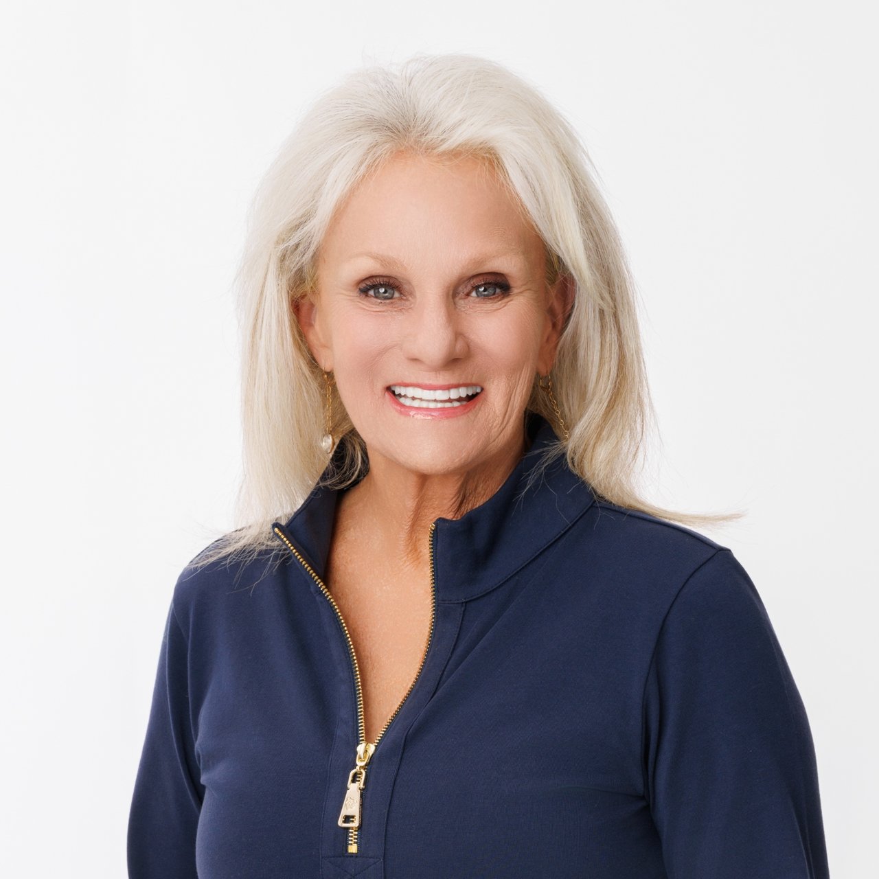 Kim Tavino Hilton Head Island, SC Real Estate Agent Headshot