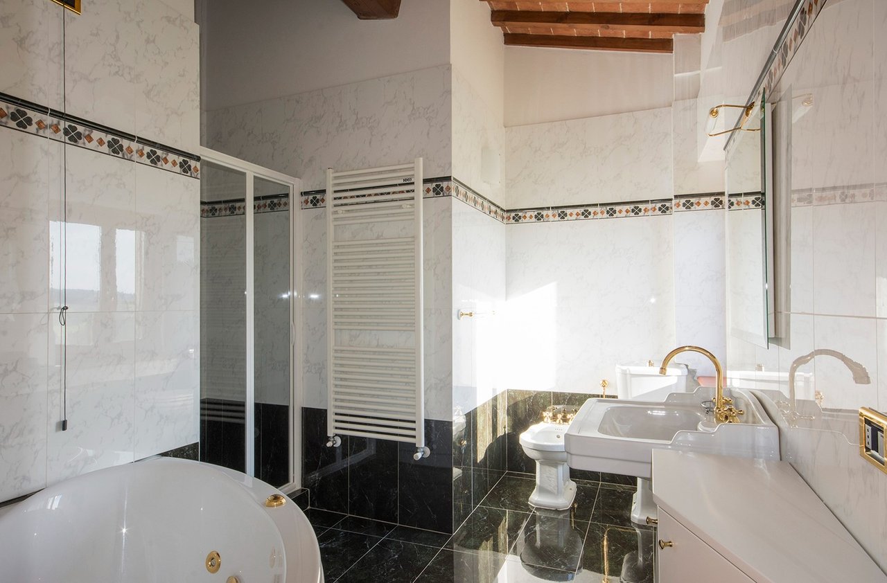 Villa Del Sole Country HO