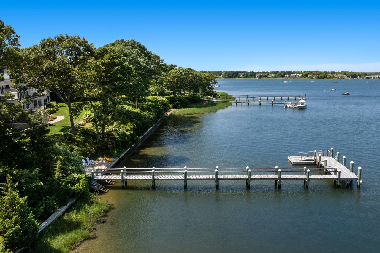 Breathtaking views over West Bay and Eel River
