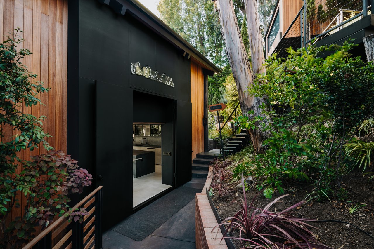 1509 Amalfi Dr 