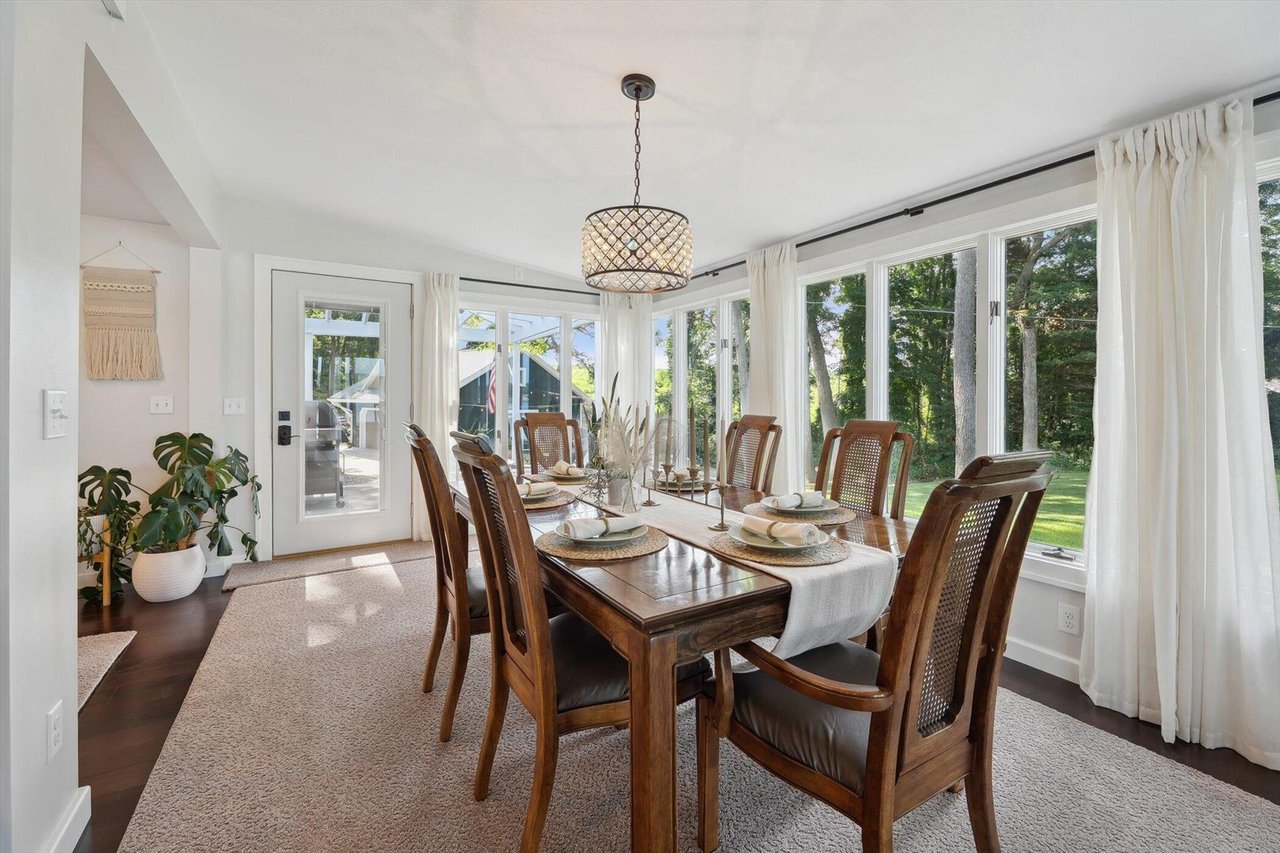 240 AQUAMARINE DRIVE