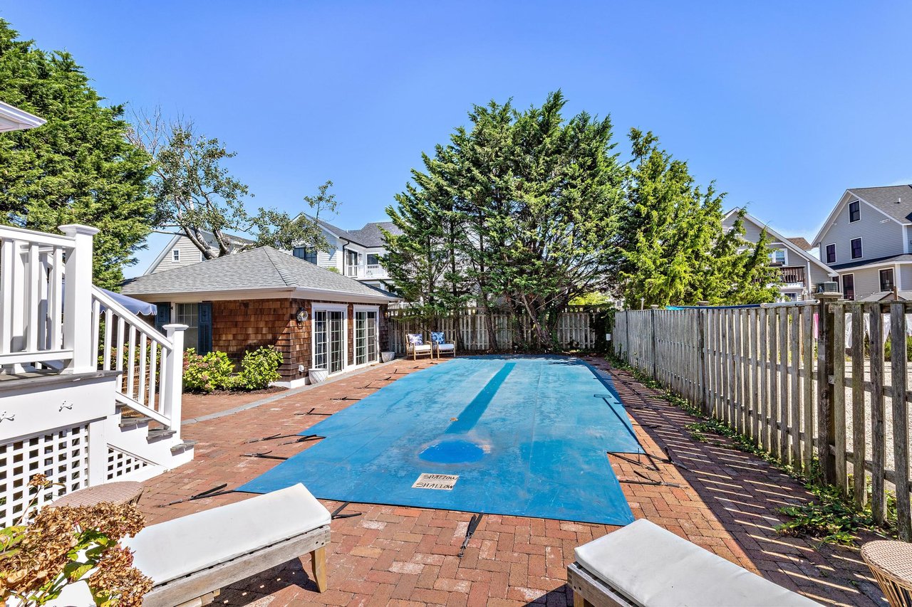 215 Ocean Ave