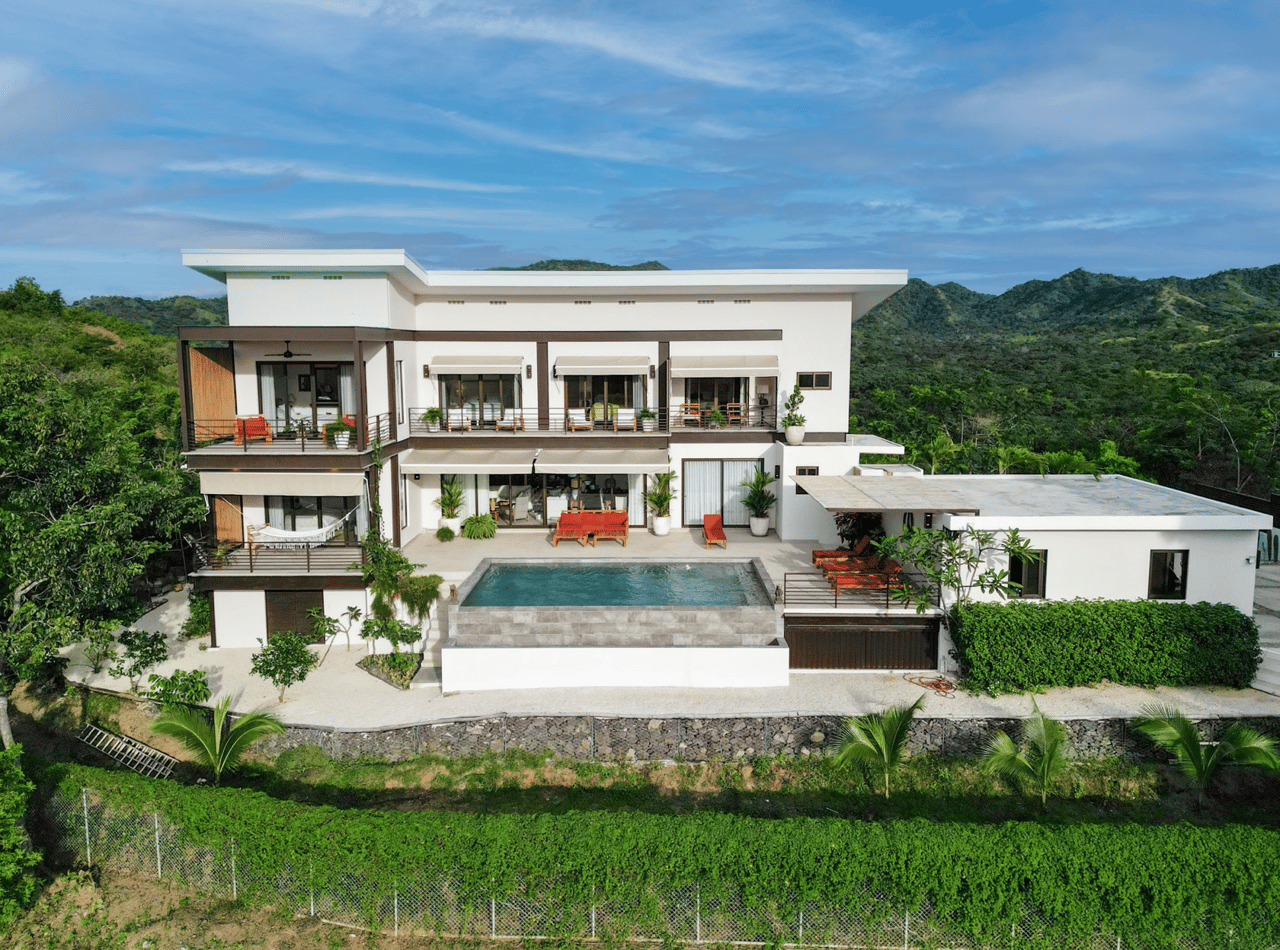 Modern Tropical Estate 7 Acres - Playa Potrero