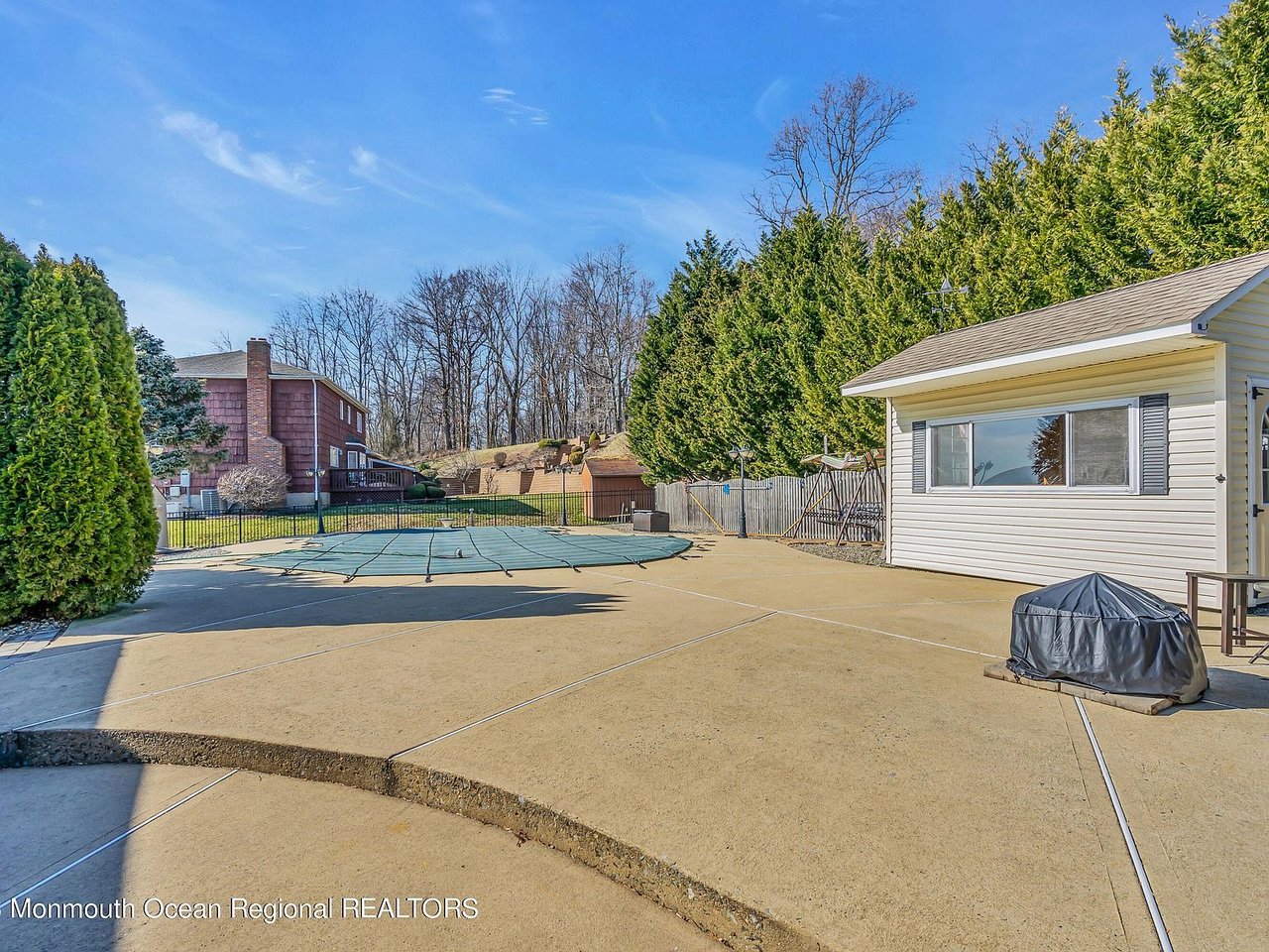 1 Cedar Court