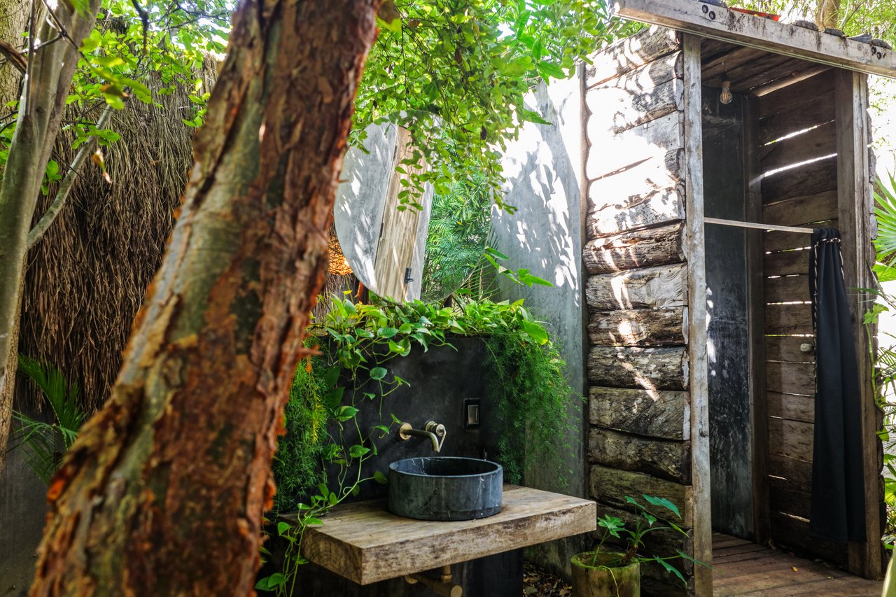 SELVATIK JUNGLE PODS 