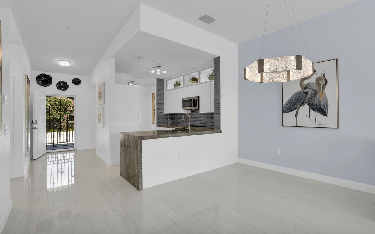 2350 Carrington Court #202