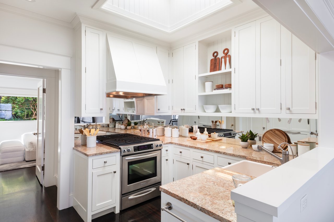 Jewel Box Home With Bridge Bay Views