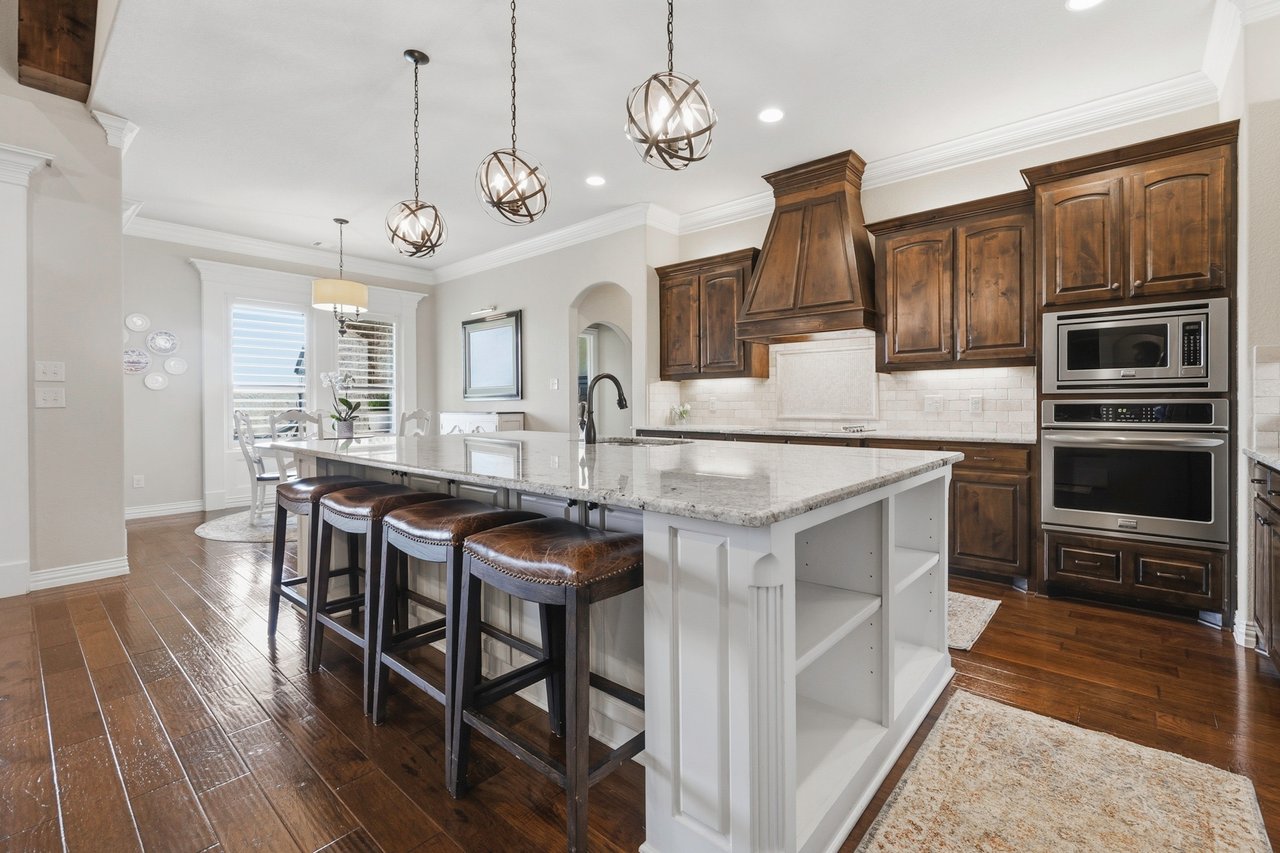 Gated Community Minutes from Eagle Mountain Lake!