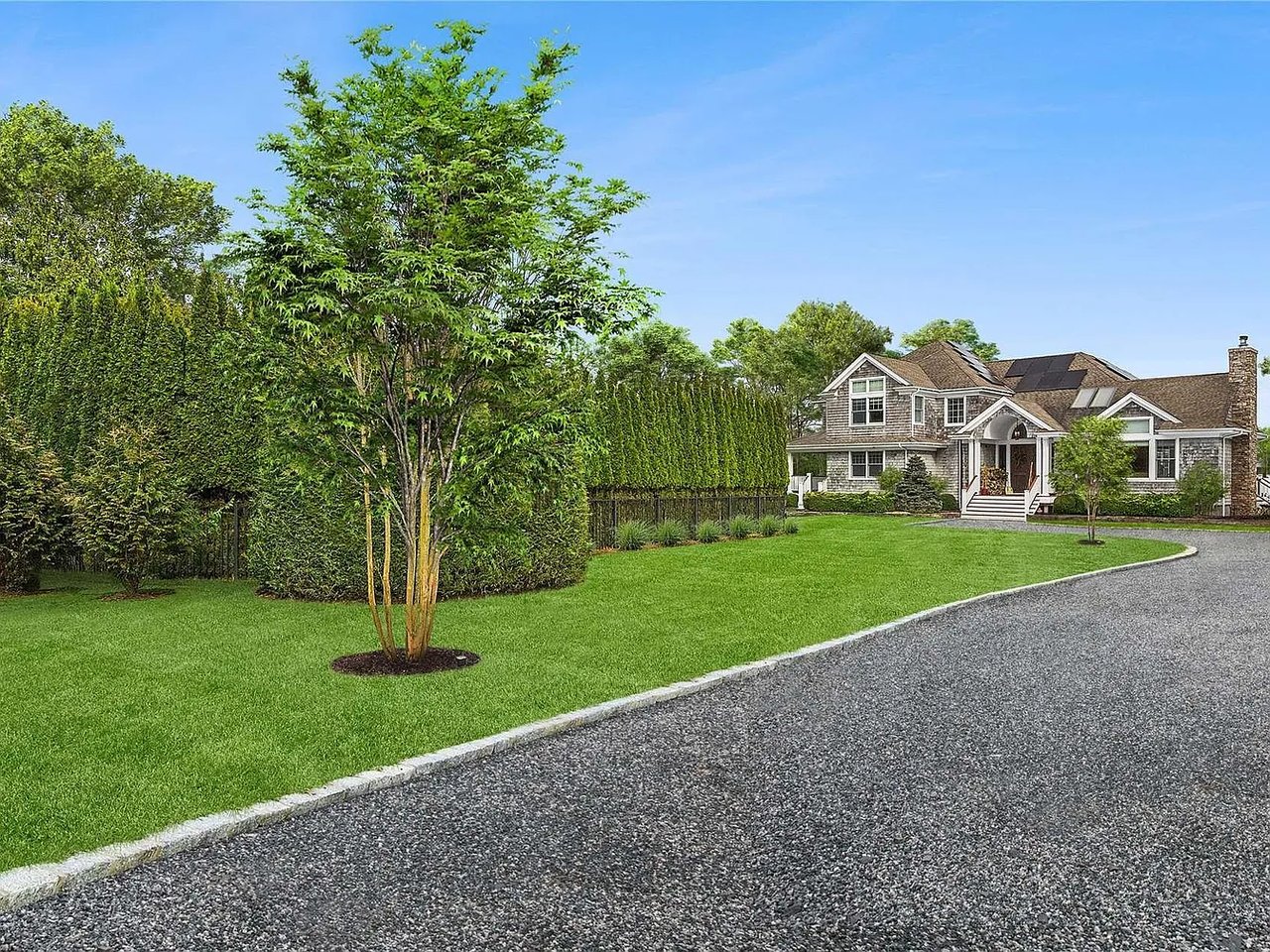 32C Honeysuckle Ln