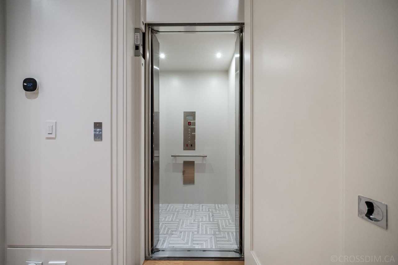 Heart of Lawrence Park