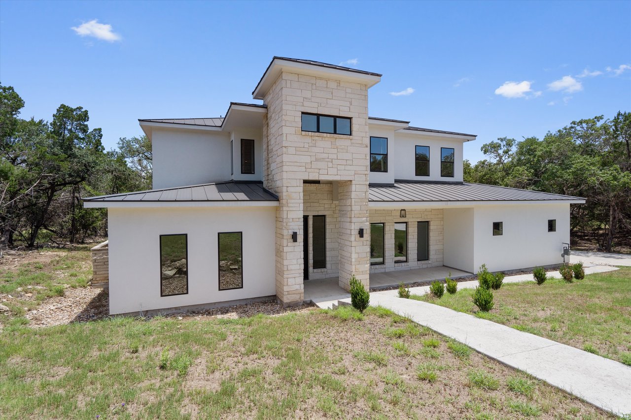 7224 Getaway Dr Jonestown, TX 78645