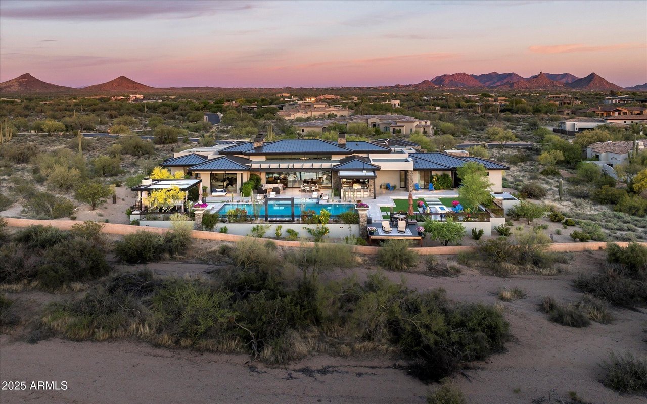 8328 E WHISPER ROCK TRL