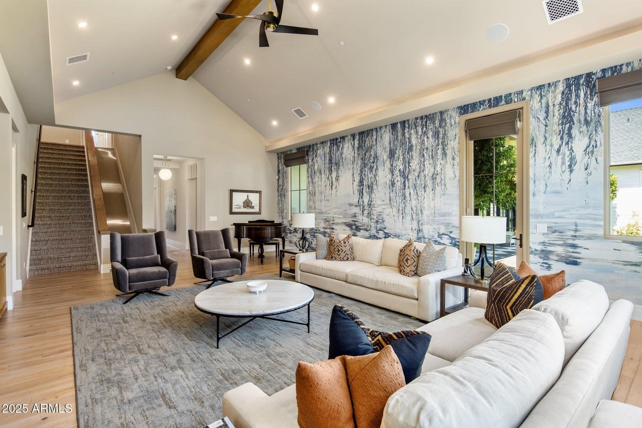 5144 E Calle Del Medio 