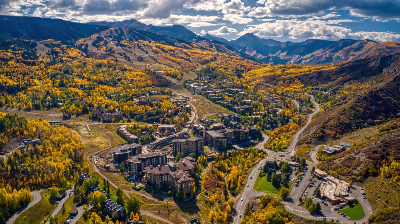 SNOWMASS VILLAGE