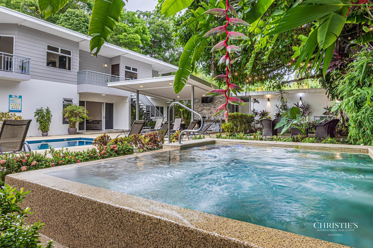 Uvita Paradise Hotel – Walk-to-Beach Boutique Hospitality Opportunity