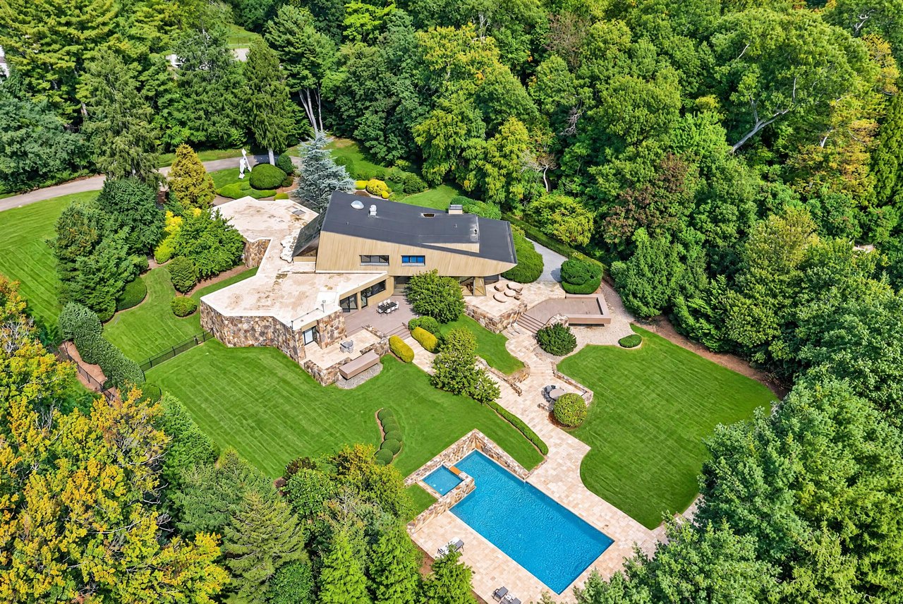15 Horseshoe Road (Long Island)