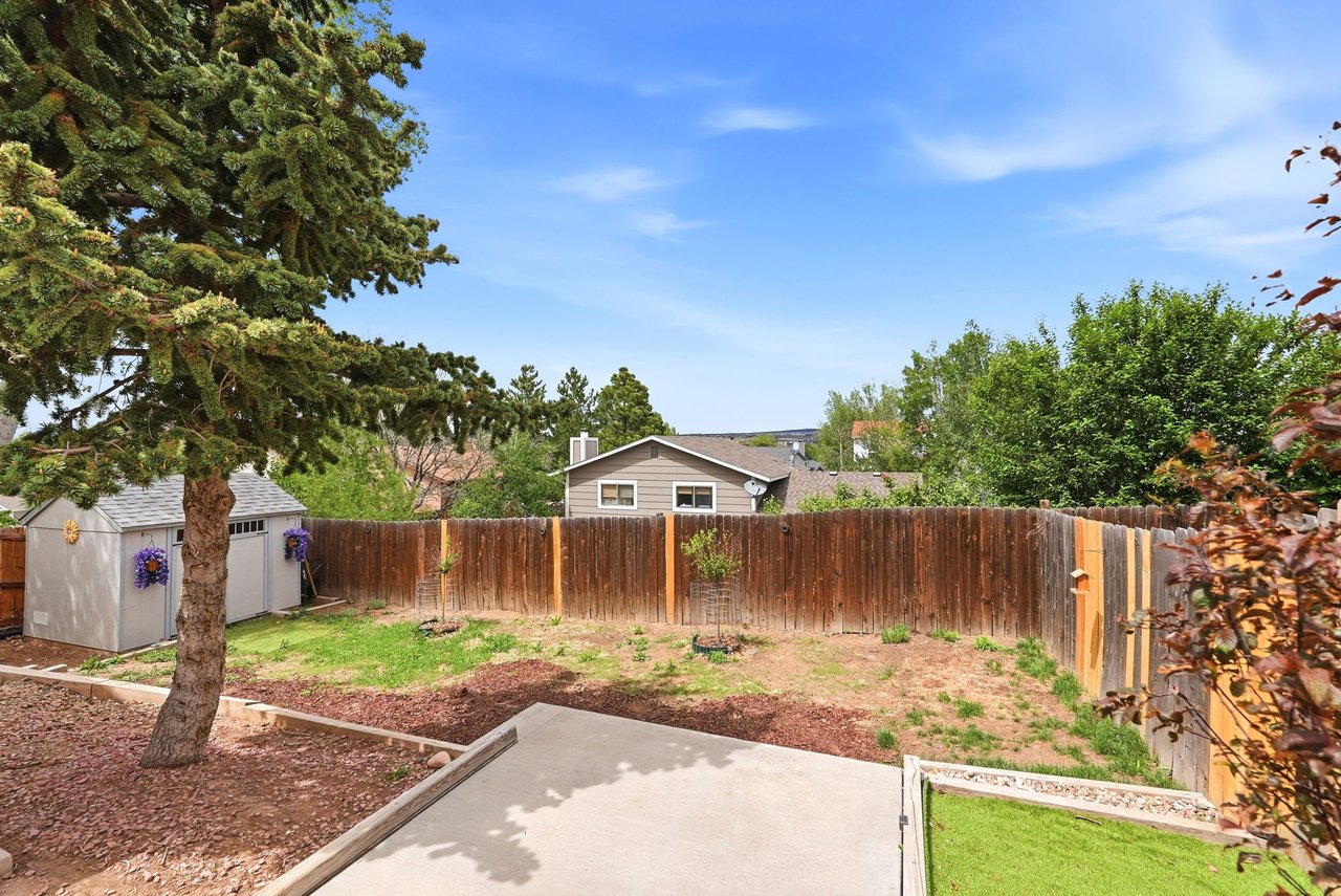 3820 Soft Breeze Way
